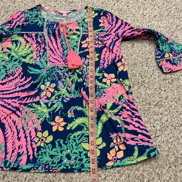 Lilly Pulitzer All Aglow Floral 3/4 Length Sleeve Tilda Tunic Top Tassel Sz XS - Picture 6 of 9